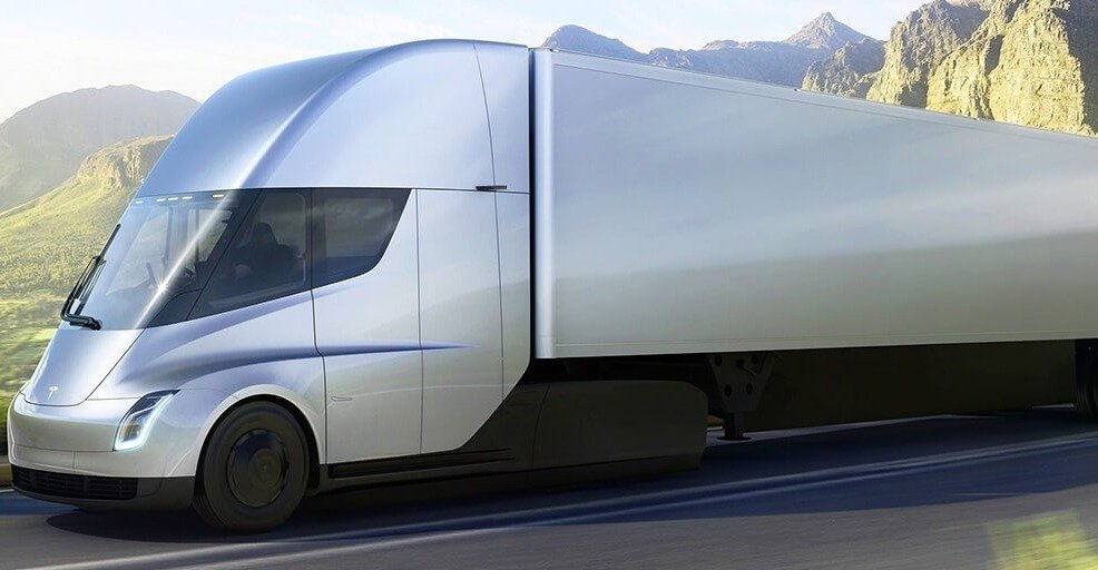 Tesla Semi On Autopilot Spotted On The Highway Video